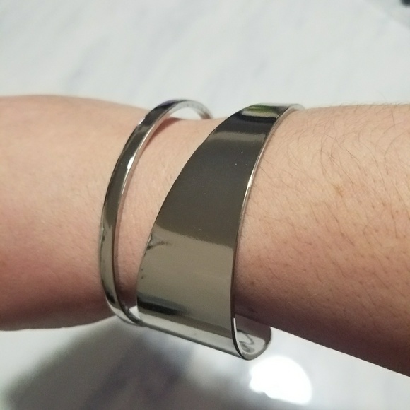 🌹PLUS SIZE cuff🌹 - Picture 3 of 4